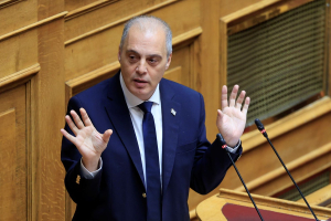 Πυρά Βελόπουλου κατά Μητσοτάκη: «Βασίζεται στην εξαπάτηση των πολιτών»