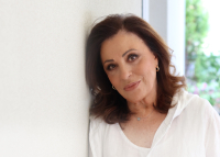 Χάρις Αλεξίου: Η συγκινητική ερμηνεία της στο «Τραγούδι του φεγγαριού»