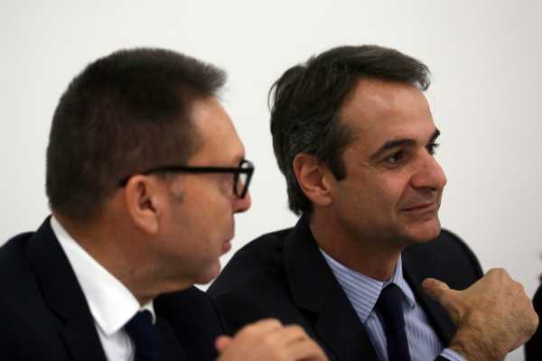 Τον Στουρνάρα «βλέπει» αύριο ο Μητσοτάκης πριν πάει Μάλτα για το Συνέδριο του ΕΛΚ