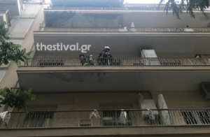 Συναγερμός στο κέντρο της Θεσσαλονίκης: Άνδρας έβαλε φωτιά στο διαμέρισμά του!