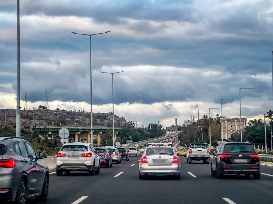 Ποιο αυστηρή η διαδικασία επιβολής τέλους ταξινόμησης για αυτοκίνητα και μοτοσικλέτες