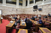 Στην Επιτροπή Αναθεώρησης του Συντάγματος το ασυμβίβαστο υπουργικού και βουλευτικού αξιώματος