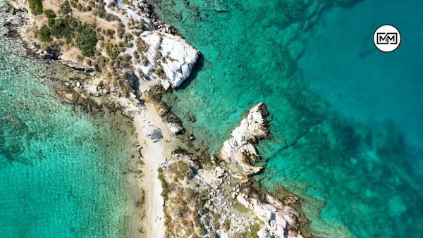 Περιστέρια Σαλαμίνας: Δύο μυστικές παραλίες για όσους αγαπούν την ηρεμία