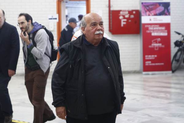 Βούτσης: Δεν υπάρχει ενδεχόμενο επανασυγκόλλησης στον ΣΥΡΙΖΑ