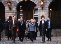 Ιρλανδία: Σαρωτική νίκη της Κάθριν Κόνολι στις προεδρικές εκλογές