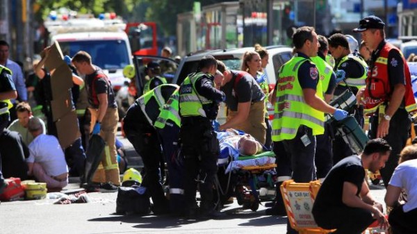 Μελβούρνη: Αυτοκίνητο έπεσε πάνω σε πεζούς - 16 τραυματίες
