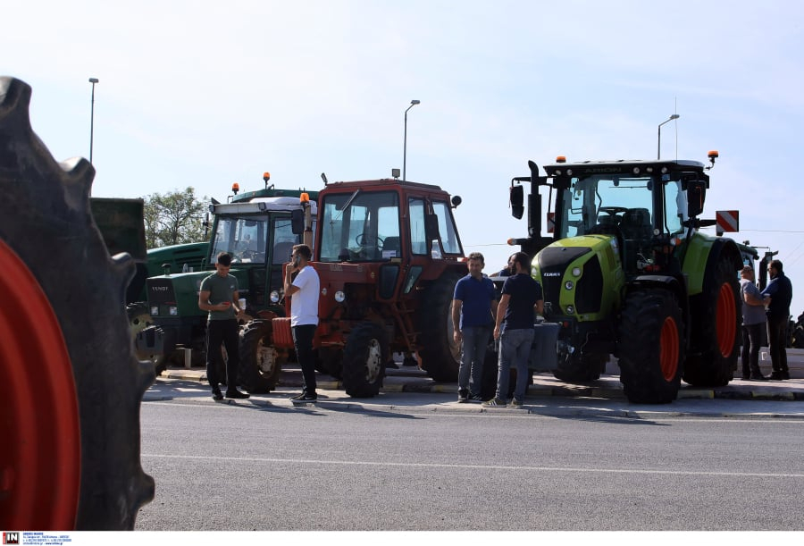 Νέα μέτρα για αγρότες: Αναστολή πληρωμών και ρύθμιση οφειλών στο ρεύμα