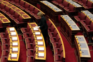 Σε δημόσια «θέα» η περιουσιακή κατάσταση των πολιτικών