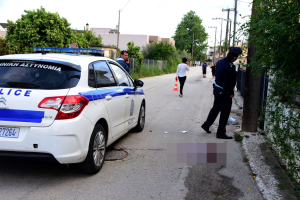Κέρκυρα: Χειροπέδες σε 75χρονη που σκότωσε σκύλο με καραμπίνα και τον έριξε στο ποτάμι