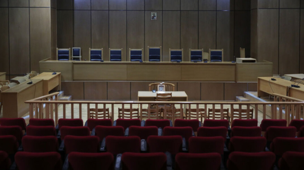 Δεκαετή κάθειρξη σε 26χρονο που ανάγκαζε 13χρονη να του στέλνει γυμνές φωτογραφίες και βίντεο