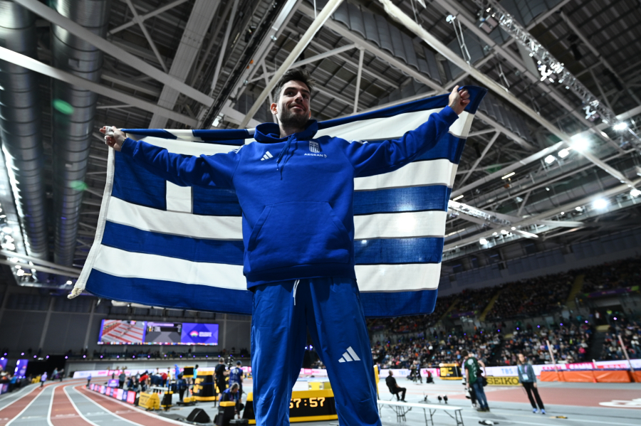 Χρυσός και πάλι ο Μίλτος Τεντόγλου: «Καθάρισε» με το πρώτο του άλμα!