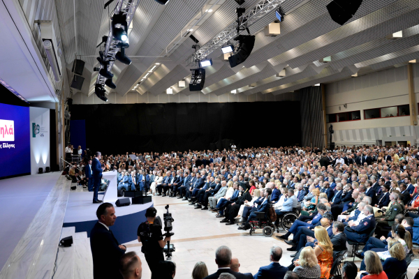 Τρεις λέξεις που δεν ακούστηκαν από τον Κ. Μητσοτάκη στην ΔΕΘ