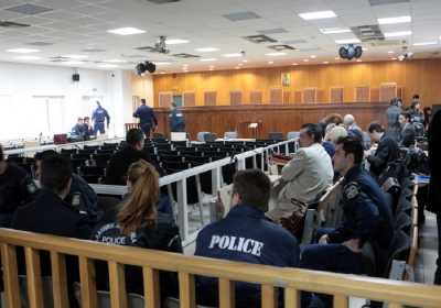 «Βροχή» ερωτήσεων στην αδερφή του Ρουπακιά για την σχέση του αδερφού της με την Χ.Α.