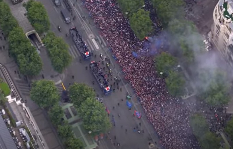 Παρί Σεν Ζερμέν: Live η παρέλαση των πρωταθλητών Ευρώπης στο Παρίσι