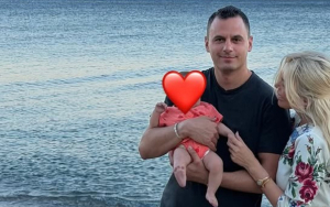 Παναγιώτης Κουτσουμπής: Ποζάρει αγκαλιά με την κόρη του – Το σχόλιο της Καινούργιου