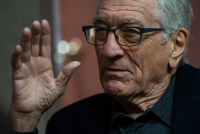 «Άρρωστος, διαταραγμένος, με χαμηλό IQ»: Πυρά Τραμπ κατά Ρόμπερτ ντε Νίρο