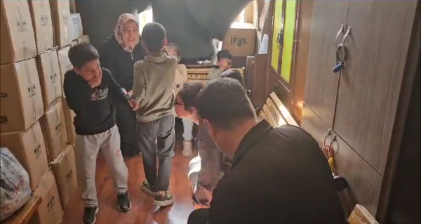 Γονείς στην Τουρκία αποχαιρετούν τα έξι παιδιά τους πριν μπουν φυλακή με την καταδίκη της «τρομοκρατίας»