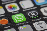 Το WhatsApp αποκτά διαφημίσεις