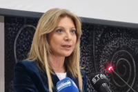 Κατάμεστη και η Νομική Κομοτηνής: Η ομιλία Καρυστιανού και η ανταπόκριση των φοιτητών (Βίντεο)
