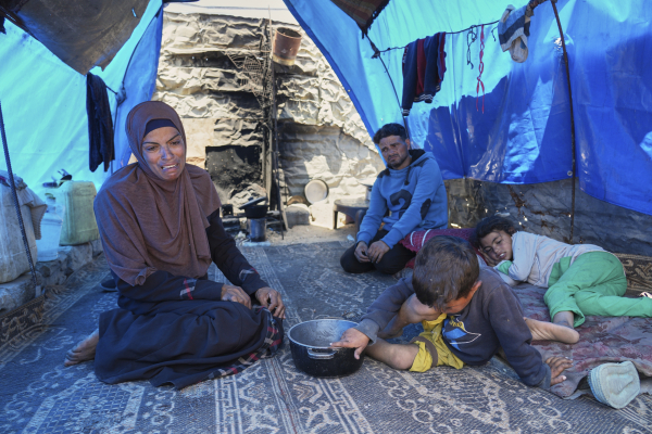 Athens Faces Political Uproar Over Silence on Gaza Humanitarian Crisis