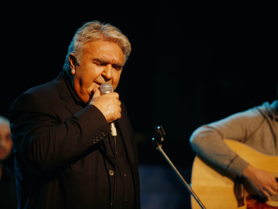 Πασχάλης Τερζής: Τι απαντά στα ψευδή δημοσιεύματα για τον θάνατό του