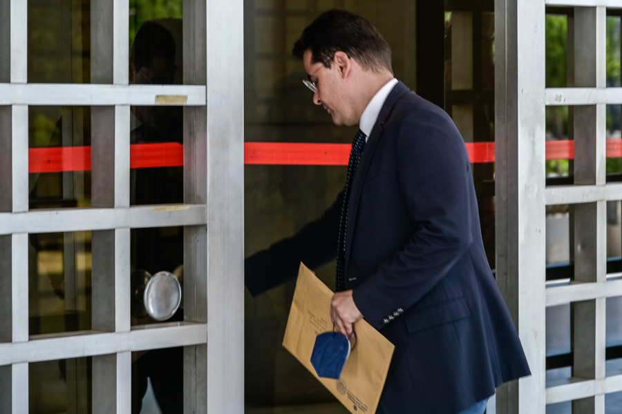 Ο Θανάσης Κουκάκης στον Άρειο Πάγο, καταθέτει για τις παρακολουθήσεις