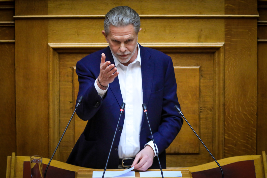 Γερουλάνος για αναθεώρηση Ταμείου Ανάκαμψης: «Η κυβέρνηση ξοδεύει χιλιάδες ευρώ για διαφήμιση αλλά για λογοδοσία κουβέντα»