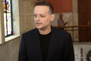 Χάρης Δούκας για τη Φώφη Γεννηματά: «Πέντε χρόνια μετά, παραμένει παρούσα»