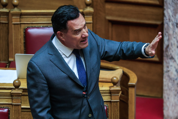 Το βραδινό νομοσχέδιο του Μεγάλου Σαββάτου για τη φαρμακευτική κάνναβη και οι «στοχευμένες» αλλαγές στο νόμο περί εξαρτησιογόνων ουσιών, η Prodea, το «Kookoobadi» και το trademark «Φωνή Λογικής»