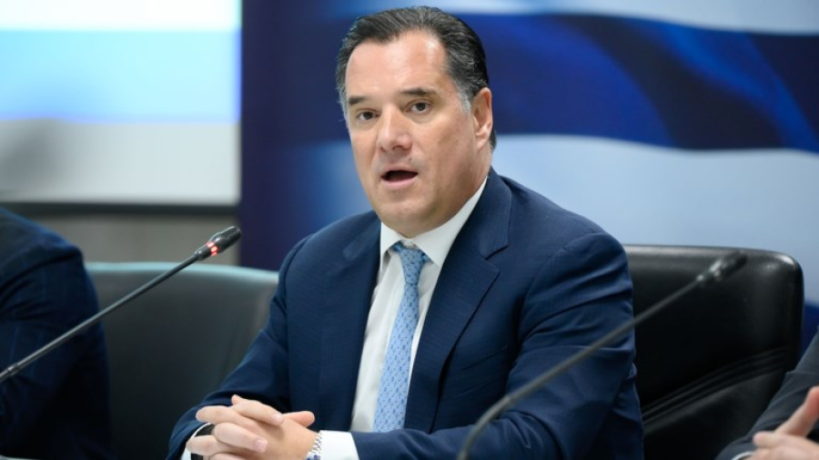 Απολογισμός Άδωνι Γεωργιάδη: Δύο νόμοι, επαναφορά τριετιών και μείωση εκκρεμών αιτήσεων συνταξιοδότησης