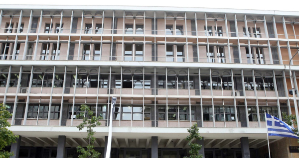 Θεσσαλονίκη: Ελεύθεροι με όρους οι εφοριακοί που ενημέρωναν για ελέγχους