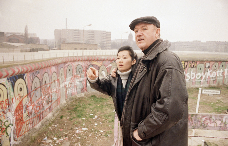 Τζιν Χάκμαν: Εξελίξεις στην υπόθεση θανάτου του ηθοποιού και της συζύγου του