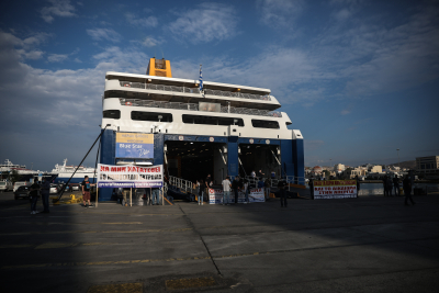 Απεργία ΠΝΟ: Δεμένα αύριο και για 48 ώρες τα πλοία στα λιμάνια