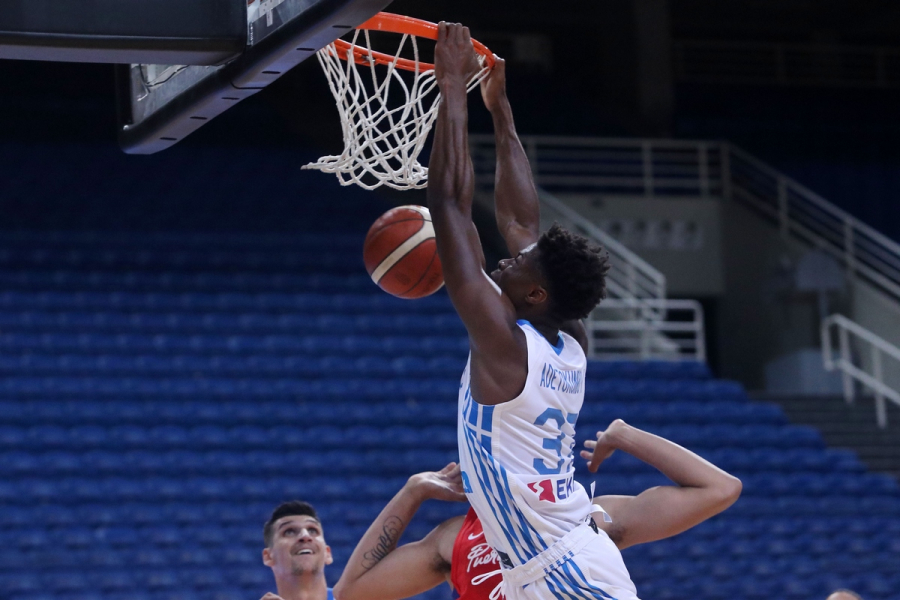 Μπάσκετ: Δείγμα θετικό για την Εθνική, 77-69 το Πουέρτο Ρίκο στο «Ακρόπολις», σούπερ ο Κώστας Αντετοκούνμπο (βίντεο)