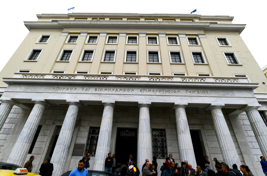 Σε προεκλογική «τροχιά» τα επιμελητήρια της χώρας