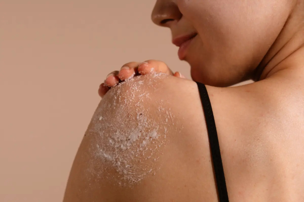 Φυσικό σκραμπ στο σπίτι: Η πιο απλή περιποίηση