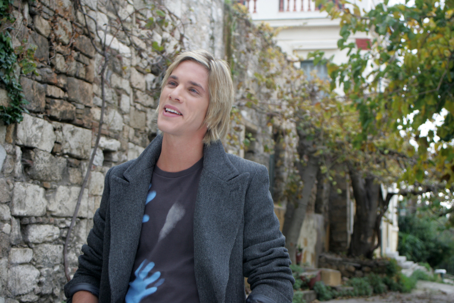 Δυσαρεστημένος ο Οικονομόπουλος: Θα κινηθεί νομικά για την ακύρωση συναυλίας του στην Κέρκυρα