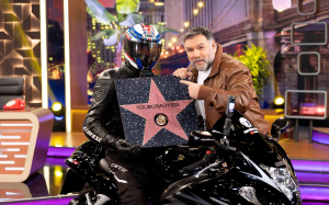 «The 2Night Show»: Επιστρέφει απόψε τα μεσάνυχτα – Οι πρώτοι καλεσμένοι της χρονιάς