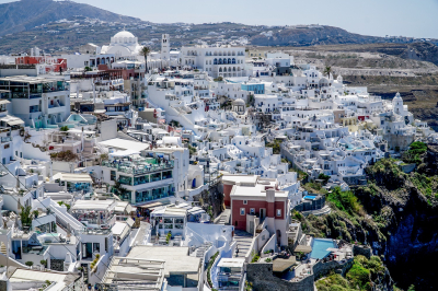 Η Daily Telegraph «ψηφίζει» καλοκαίρι στην Ελλάδα με 20 top νησιά