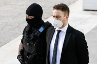 Απειλές για τη ζωή του δέχεται ο Μπάμπης Αναγνωστόπουλος (βίντεο)