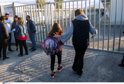Κρήτη: Ξεπερνούν τα 1.600 τα κρούσματα σε μαθητές - Φόβοι για λουκέτα σε τμήματα