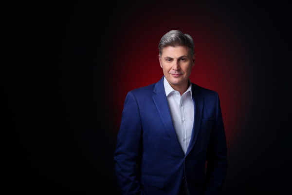 Φαραντούρης: Απορρίπτω την πρόταση Φάμελλου - Είναι το ίδιο διχαστική με του Κασσελάκη