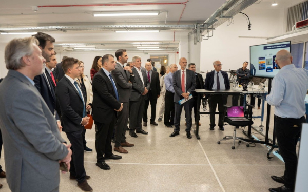 Ο υπερσύγχρονος κόμβος τεχνολογικής έρευνας και καινοτομίας «TEST BEFORE INVEST FACILITY» άνοιξε τις πύλες του στο Κορωπί