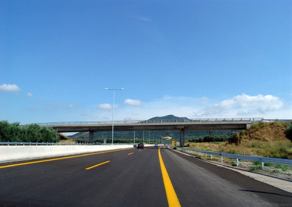 Στη ΓΕΚ ΤΕΡΝΑ «πέρασαν» οι «Αυτοκινητόδρομος Κεντρικής Ελλάδος» και «Νέα Οδός»