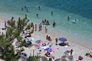 Καύσωνας: Προ των πυλών τα ακραία φαινόμενα με τα 43αρια - Πότε υποχωρεί ο θερμικός θόλος