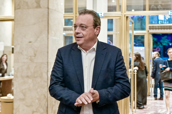 Αμφισβήτηση Φάμελλου στον ΣΥΡΙΖΑ - Μαχαιριά στον Χαρίτση!