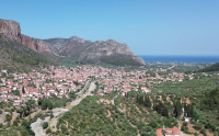 Η «παντός καιρού» κωμόπολη της Αρκαδίας για οικονομικά ταξίδια όλο το χρόνο