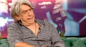 Κώστας Μπερικόπουλος: «Παπάς παρενόχλησε την αδερφή μου ενώ είχε έρθει στην κηδεία του πατέρα μου»