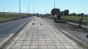 Εργασίες συντήρησης σε επαρχιακούς δρόμους της Θεσσαλονίκης