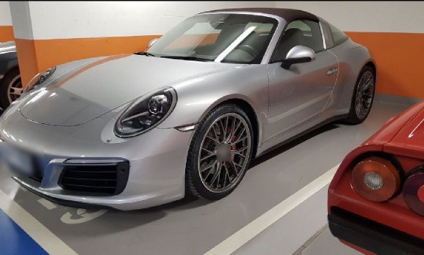 Έκλεβαν ακριβά αυτοκίνητα με laptop, αφαιρούσαν τα gps trackers και τα... νοίκιαζαν (pics)